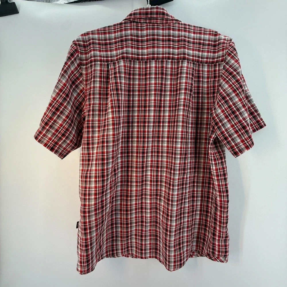 The North Face Shirt Mens Medium Flap Pocket‎ Button Up Red Plaid Short Sleeve